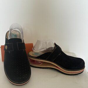 Phibrows Black Suede Medical Clogs Size 10